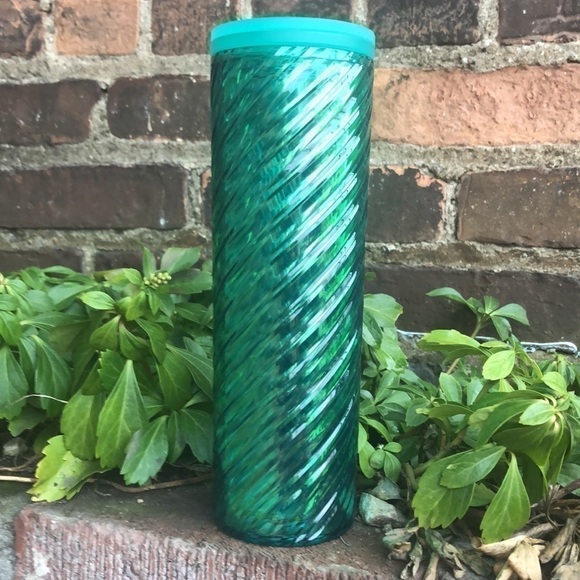 Starbucks New Green Swirl Textured Twist Tumbler Holiday 2022 Gift Grande - Picture 6 of 11